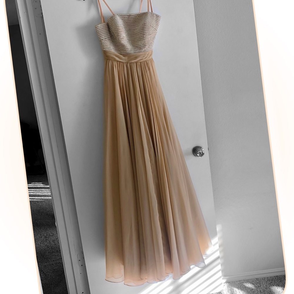 Chiffon Gown w/Straight across neckline